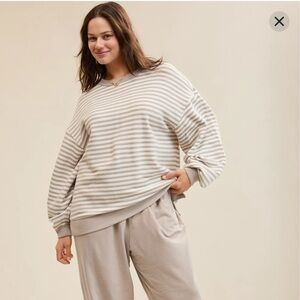 Aerie Tres Chic Sweatshirt